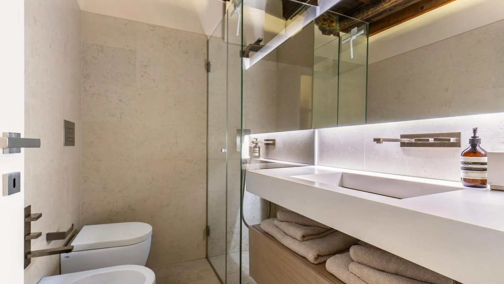ורונה Luxury Apartment On Piazza Erbe